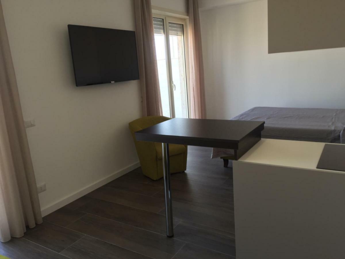 Apartament Residenza Garibaldi Neapol Zewnętrze zdjęcie