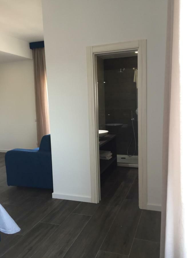 Apartament Residenza Garibaldi Neapol Zewnętrze zdjęcie