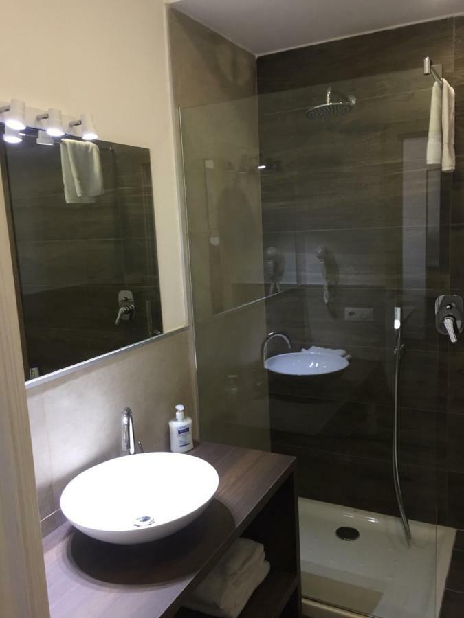 Apartament Residenza Garibaldi Neapol Zewnętrze zdjęcie